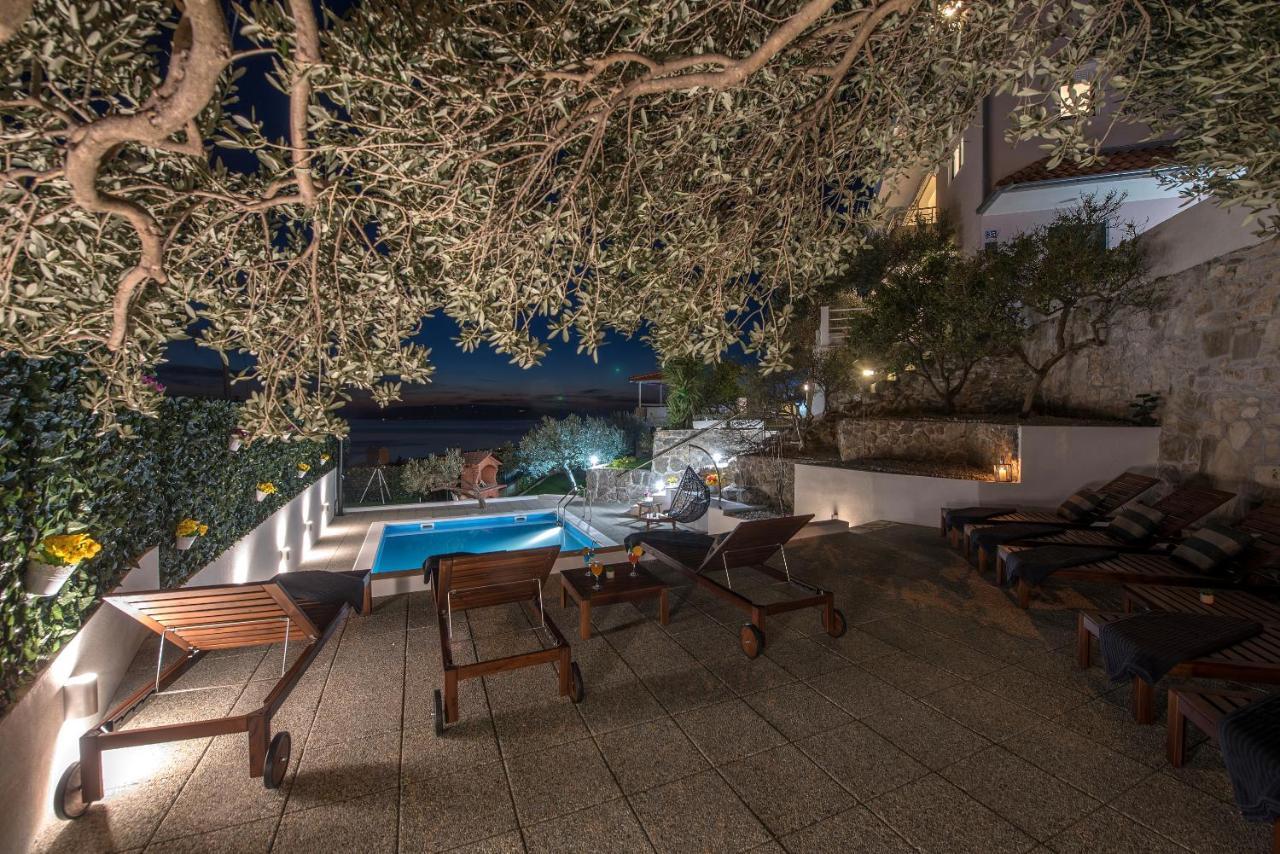 Villa Petra Apartment With Private Pool Makarska Exterior foto